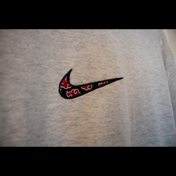 Akatsuki Embroided Tee - Picture 2 of 2